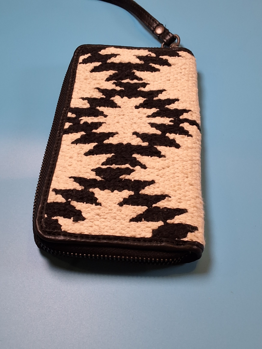 Westerb Aztec Black & Cream Woven Zip Phone Wallet